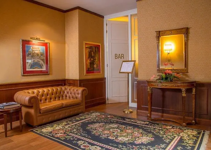 Milton Hotel 4*