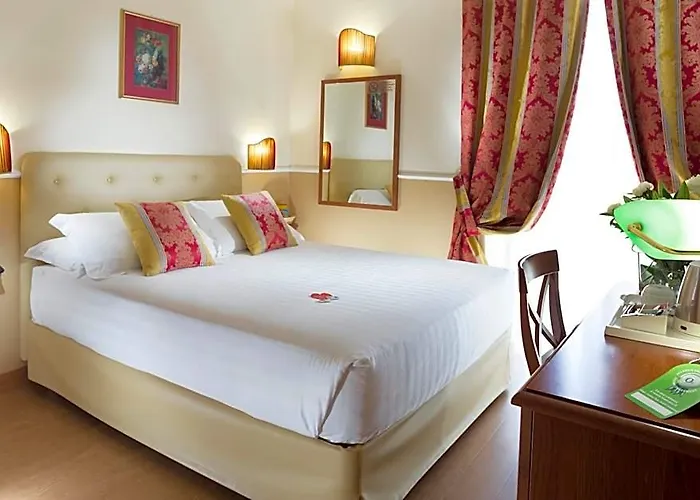 Milton Hotel 4*