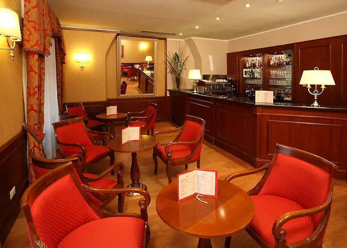 Milton Hotel 4*